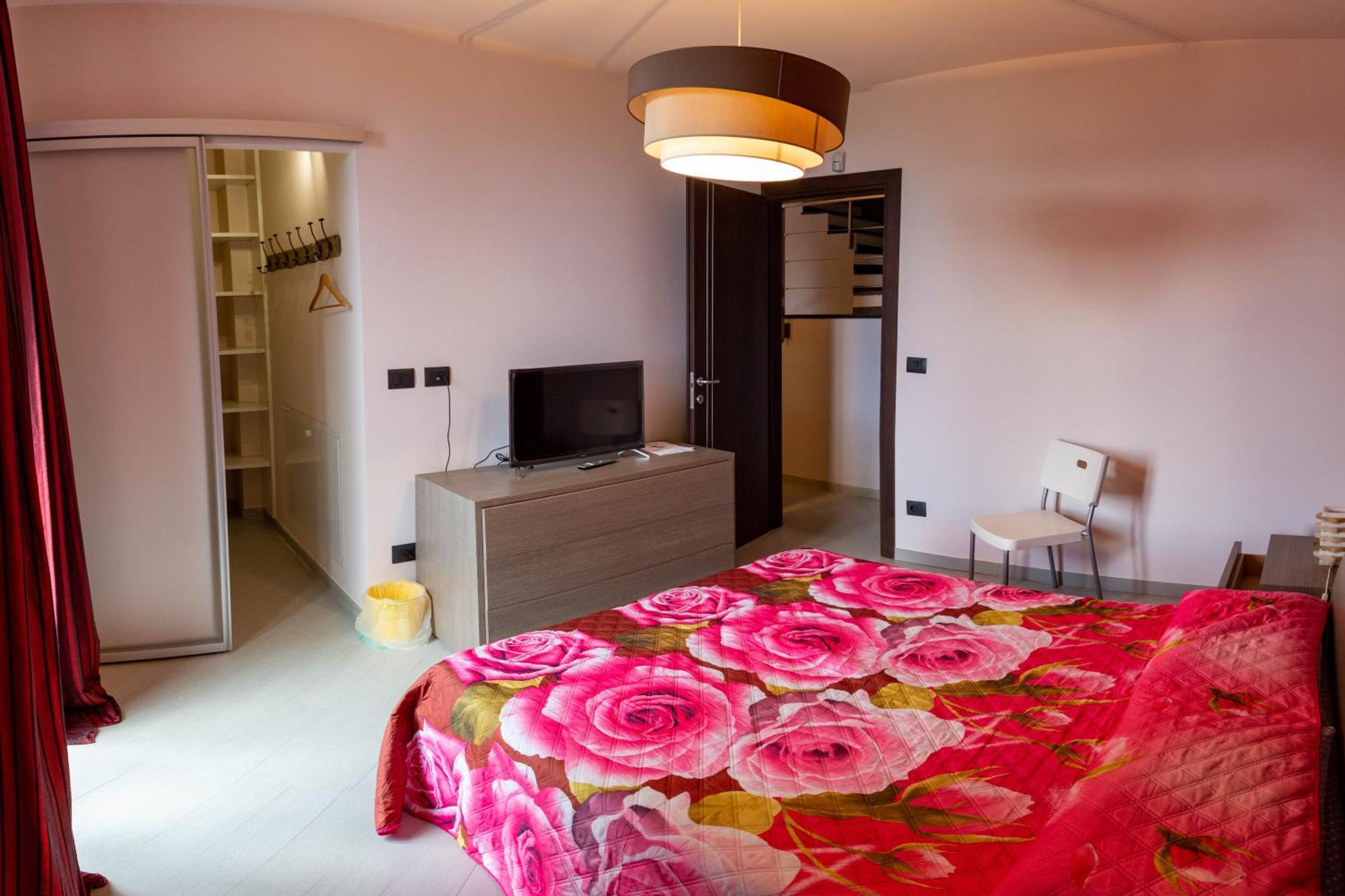 Suite Con Vista Vezzi Portio 外观 照片